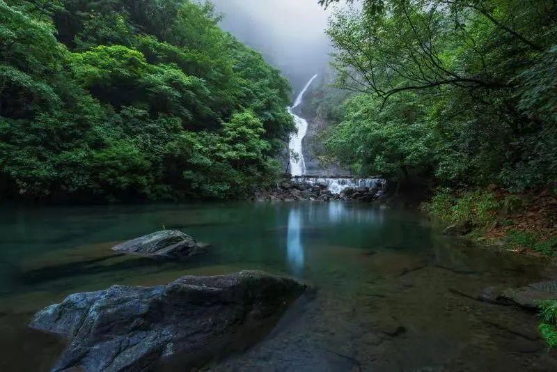 阴天或下雨天需不需要擦防晒隔离霜？游戏画面